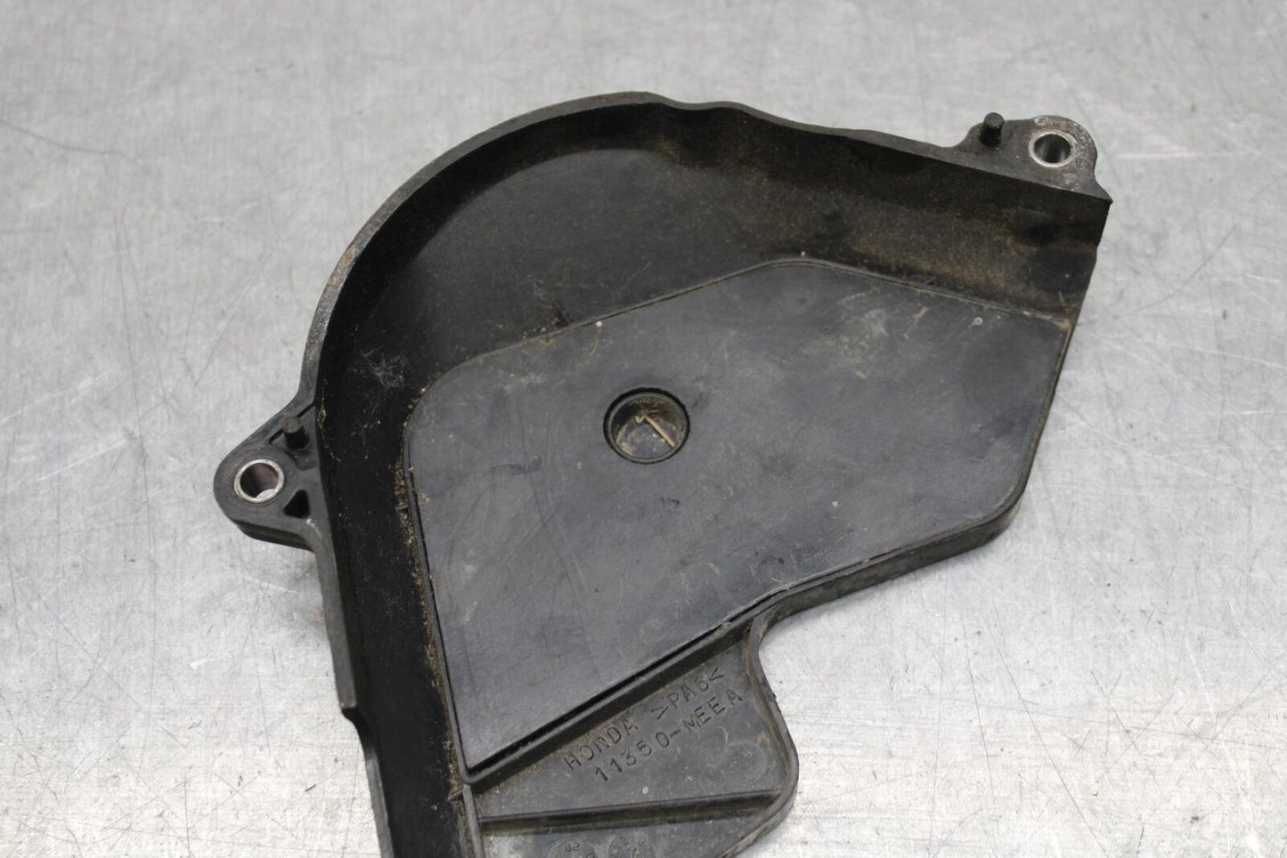 03-04 HONDA CBR600RR ENGINE SPROCKET COVER 11350-MEE-670 BB637