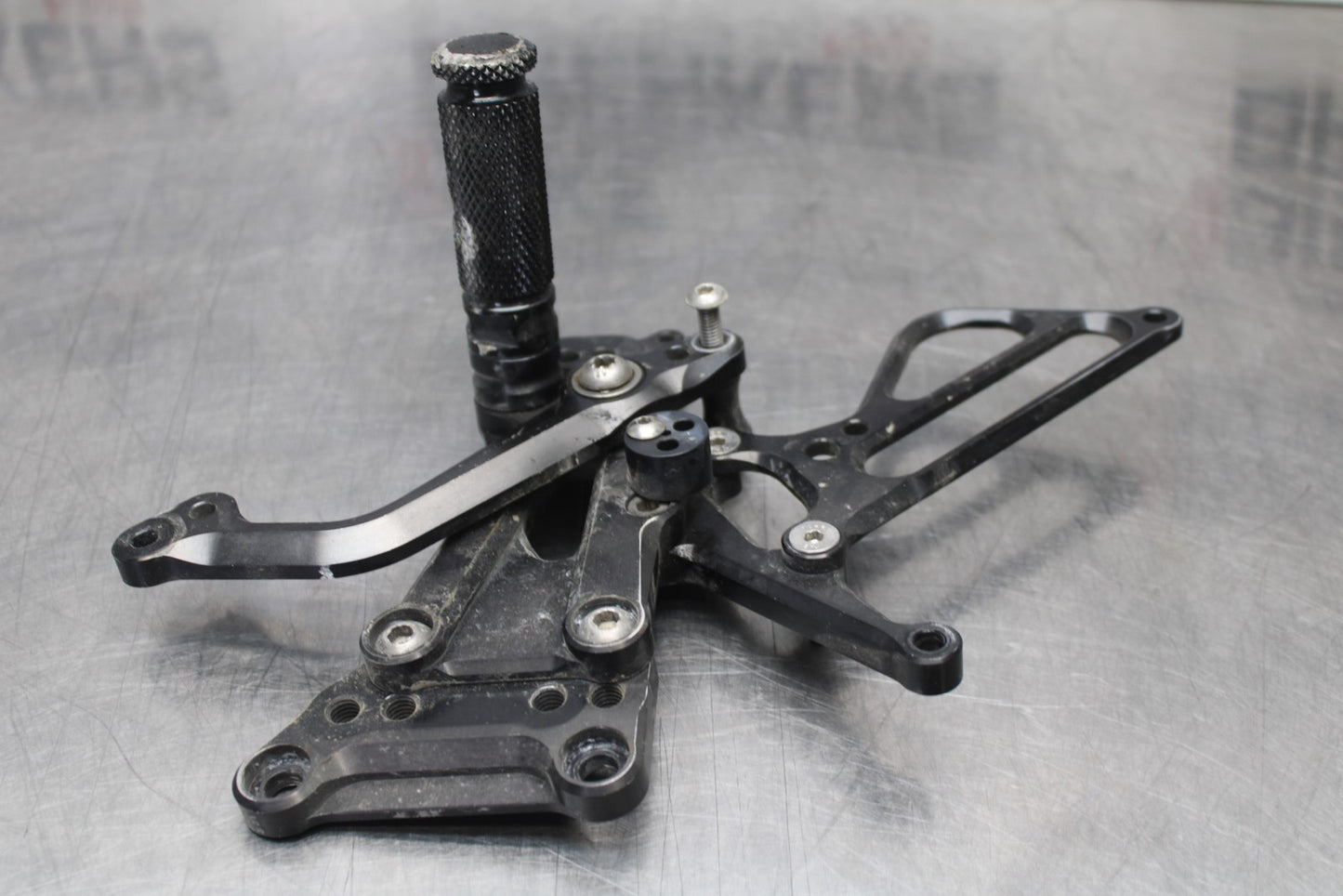 12-14 BMW S1000RR AFTERMARKET RIGHT REARSET REAR SET DRIVER FOOT PEG REST BB204