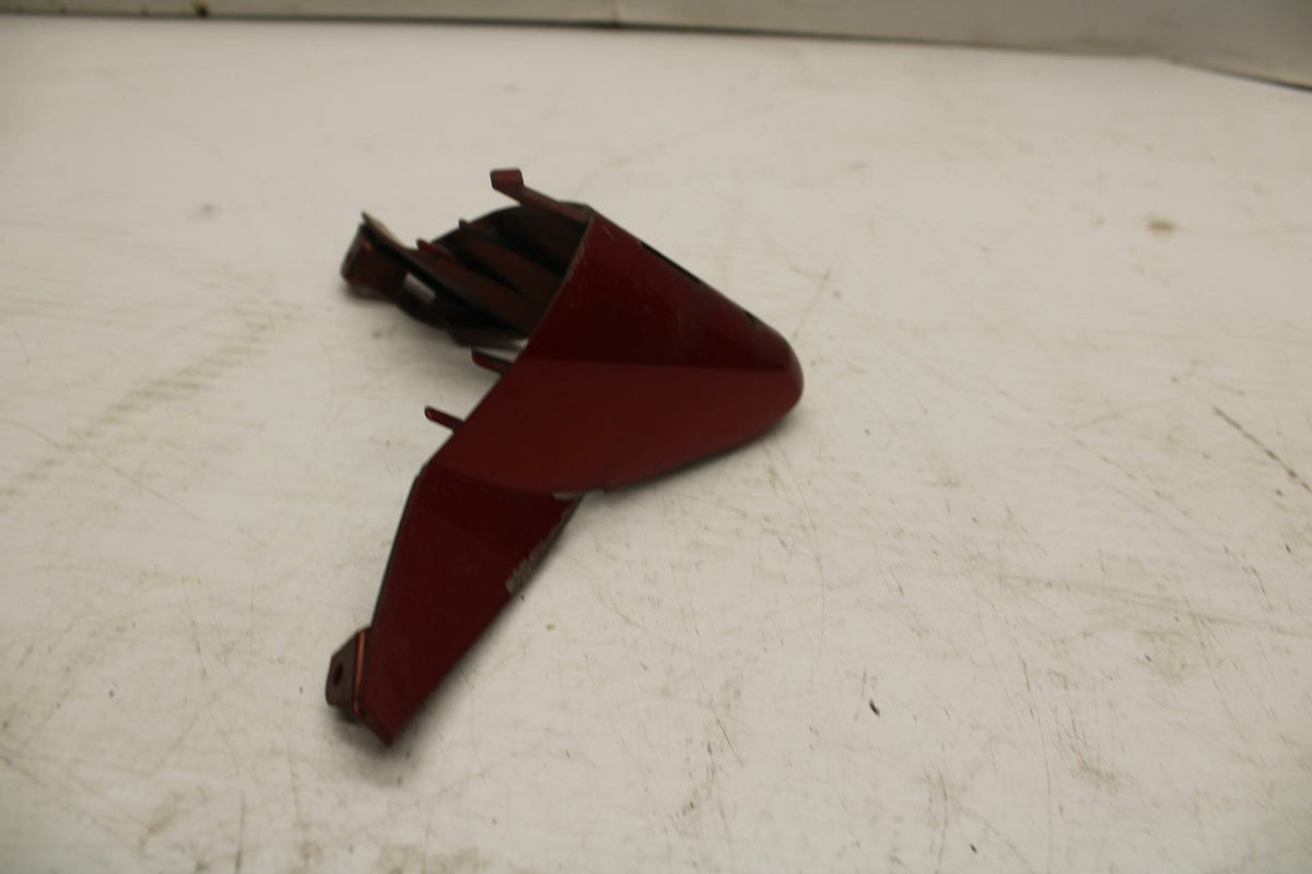 07 YAMAHA YZF R6 2c0 REAR  BRAKE LIGHT TRIM  BB284