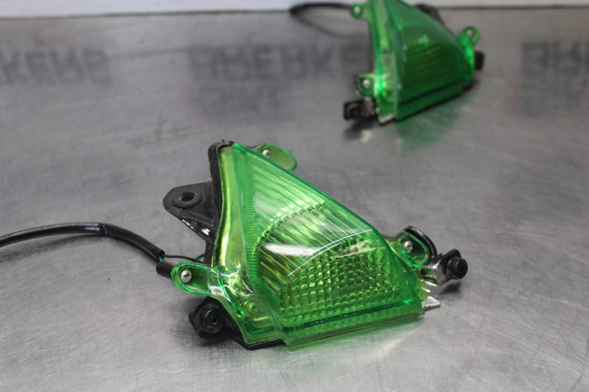 04-05 KAWASAKI NINJA ZX10R AFTERMARKET FRONT LEFT RIGHT TURN SIGNALS LIGHT BB931