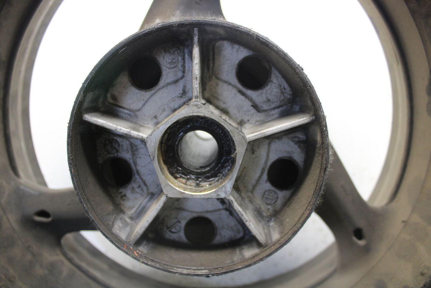 06-07 SUZUKI BANDIT 1200S ABS REAR WHEEL BACK RIM BB50