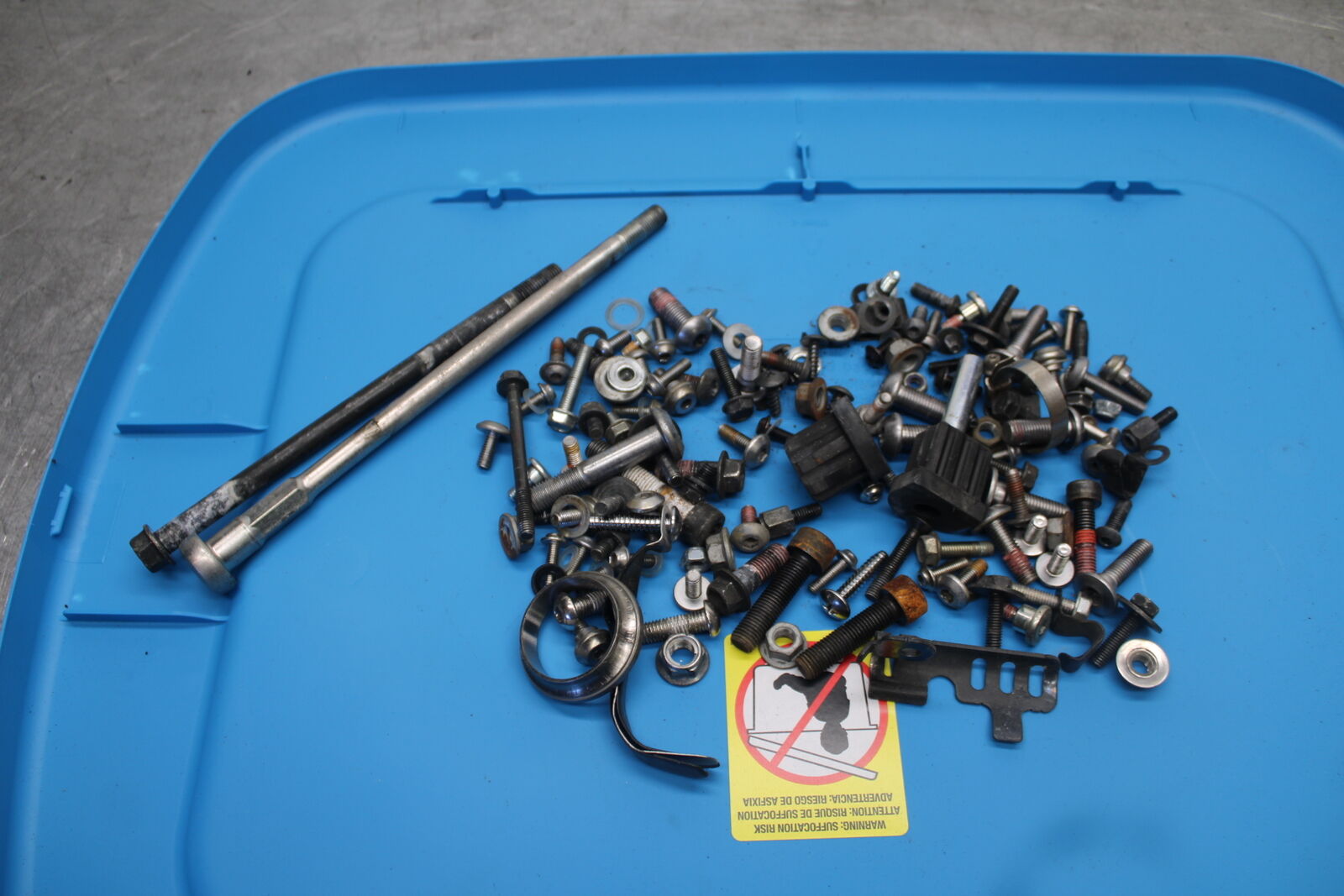 09-12 KAWASAKI NINJA ZX6R MOUNTING BOLTS HARDWARE MOTOR SCREWS BB698