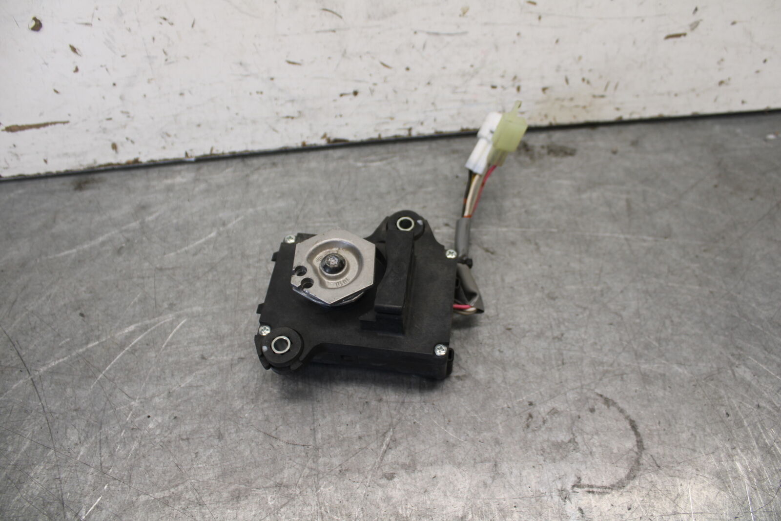 13-18 KAWASAKI NINJA ZX6R EXHAUST VALVE SERVO MOTOR BB682