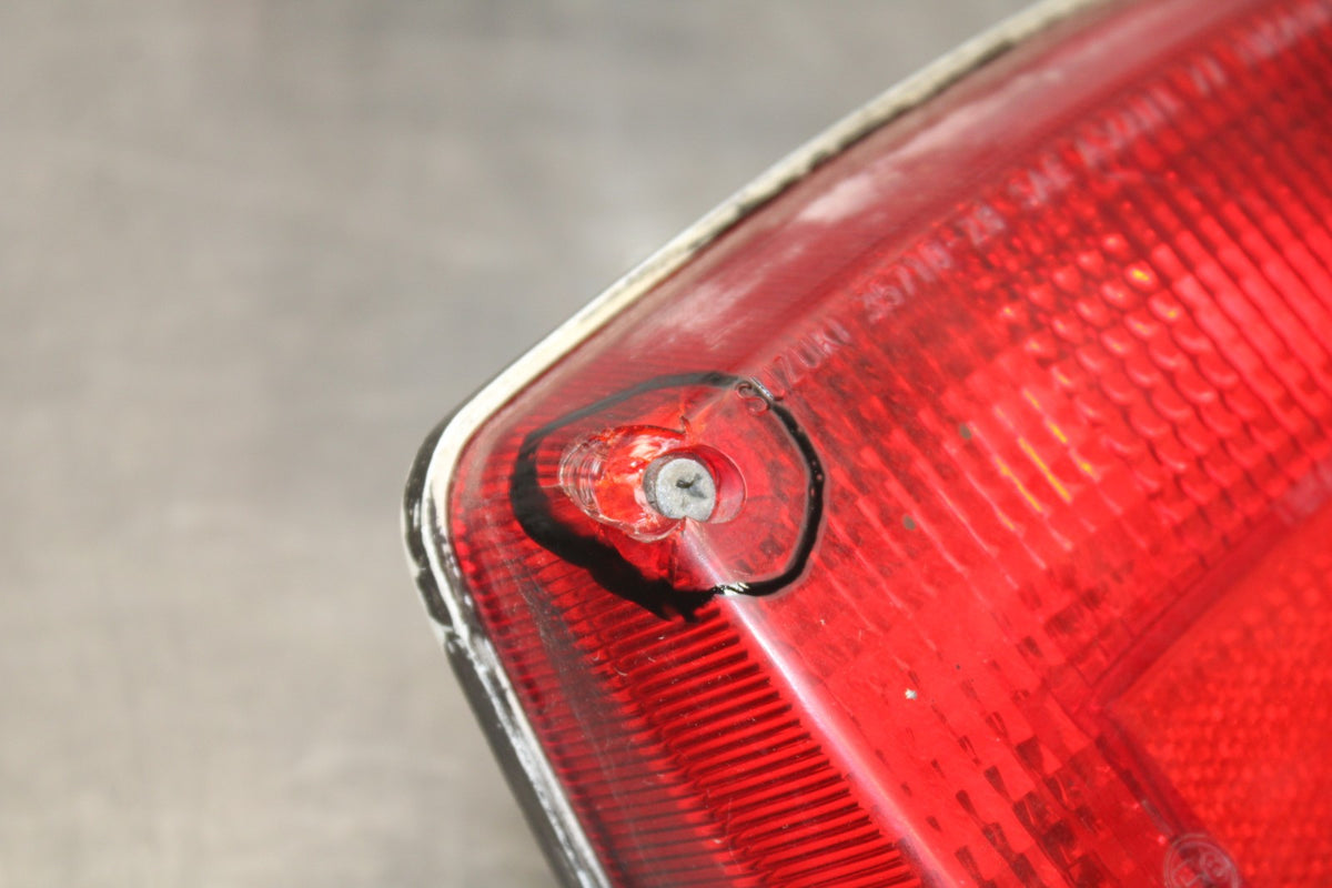 78-79 SUZUKI GS1000 REAR TAIL TAILLIGHT BACK BRAKE LIGHT BB787