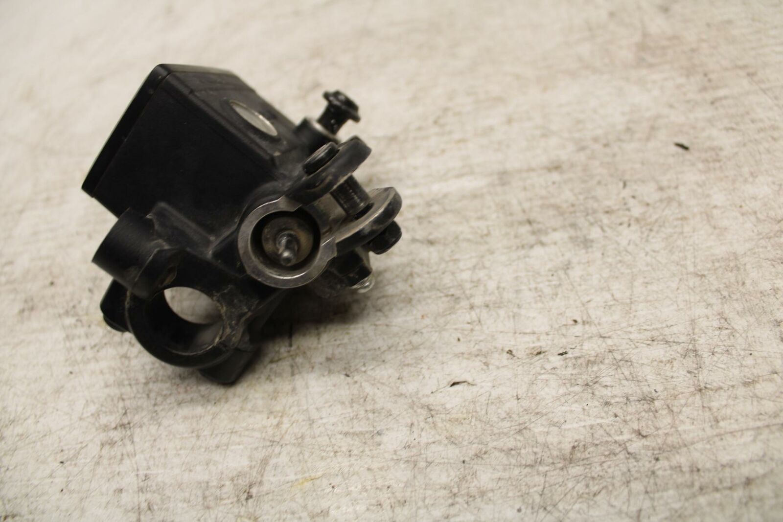 20-21 YAMAHA XSR900 FRONT BRAKE MASTER CYLINDER BB372