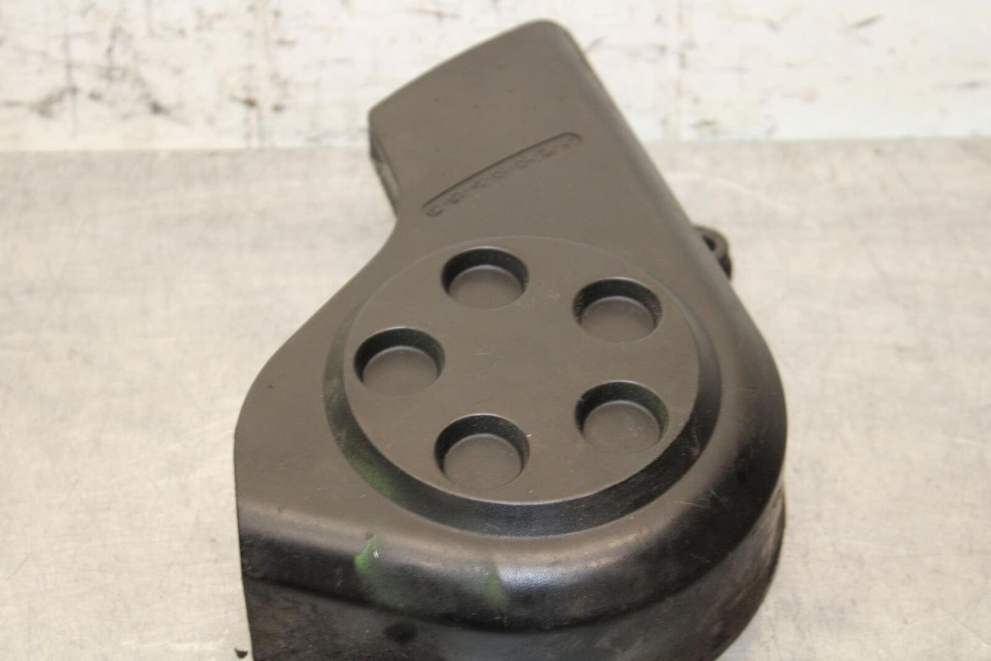 1999 Honda CBR600F4 ENGINE SPROCKET COVER 11350-MBW-000 BB70