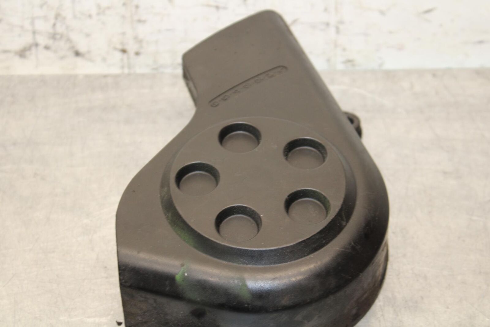 1999 Honda CBR600F4 ENGINE SPROCKET COVER 11350-MBW-000 BB70
