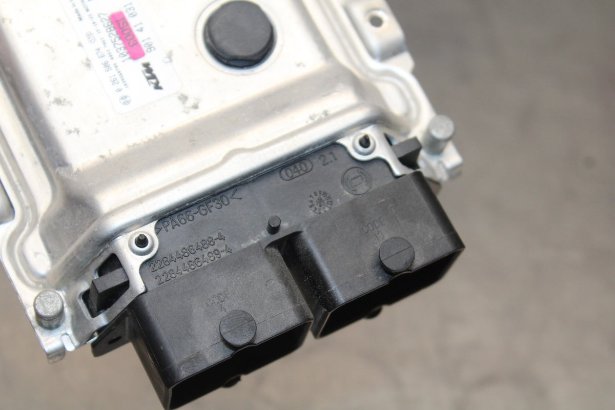 13-16 KTM 390 DUKE ECU COMPUTER CONTROLLER UNIT BLACK BOX ECM CDI  BB815