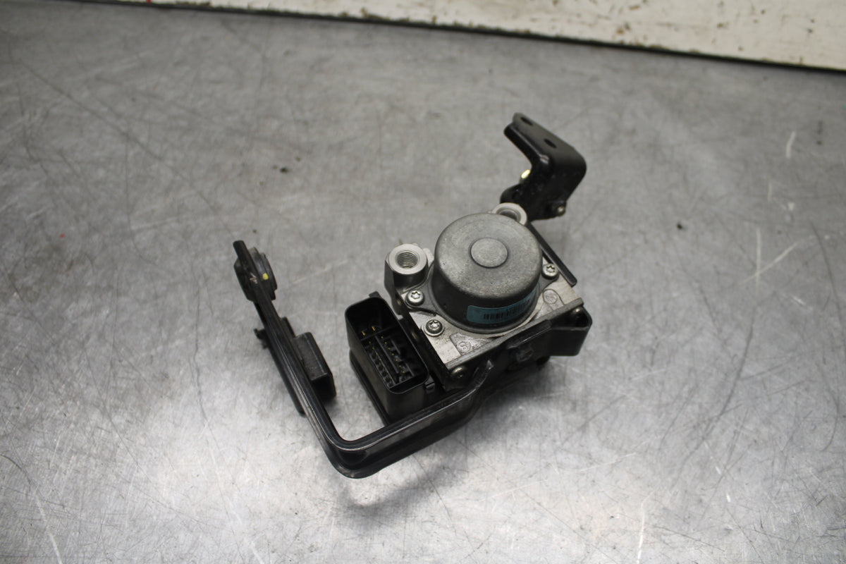 17-24 SUZUKI SV650 ABS PUMP UNIT MODULE BB706
