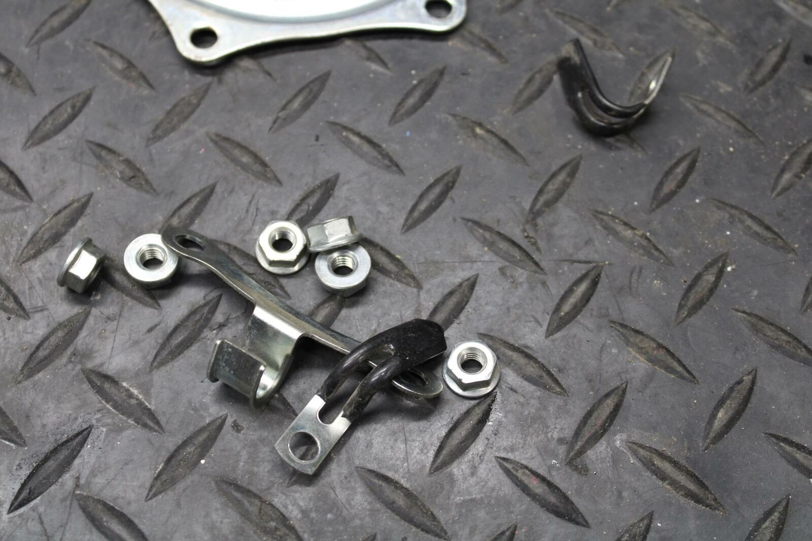 07-08 HONDA CBR600RR  PUMP GAS PETROL SENDER BRACKET MOUNT 17575-MFJ-D00 BB224