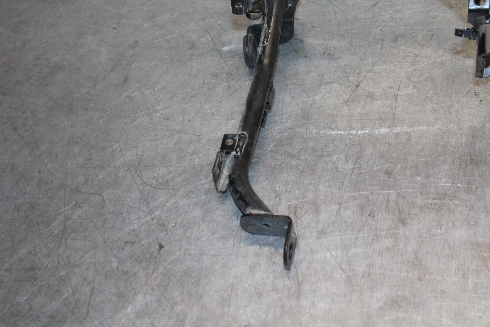 18-24 KAWASAKI NINJA 650 UPPER FAIRING MIRROR GAUGES STAY BRACKET BB725