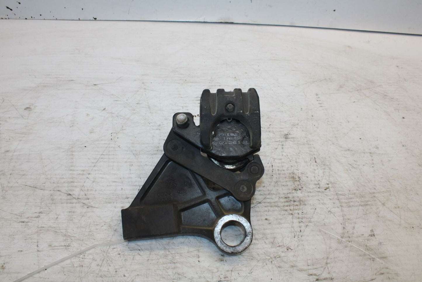 07-08 KAWASAKI NINJA ZX6R REAR BACK BRAKE CALIPER W MOUNT BRACKET BB274