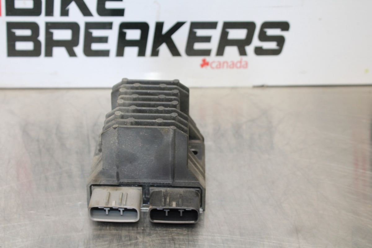 04-05 YAMAHA YZF R1 RECTIFIER VOLTAGE REGULATOR BB173