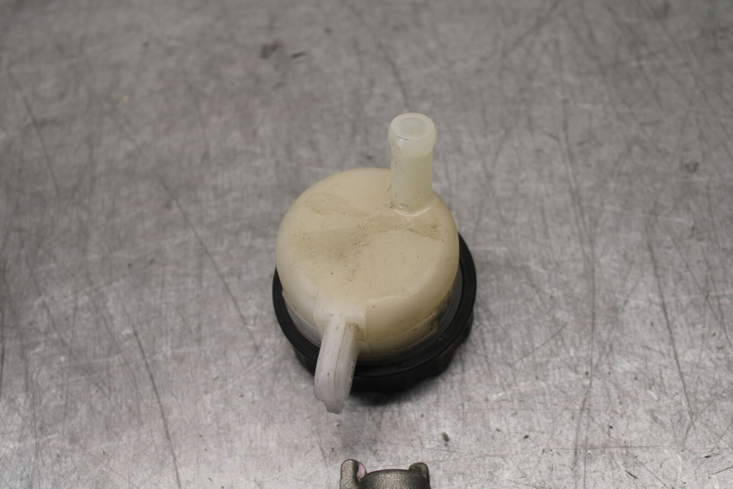 12-17 KAWASAKI ER-6N Z650 REAR BACK BRAKE MASTER CYLINDER W RESERVOIR BB709