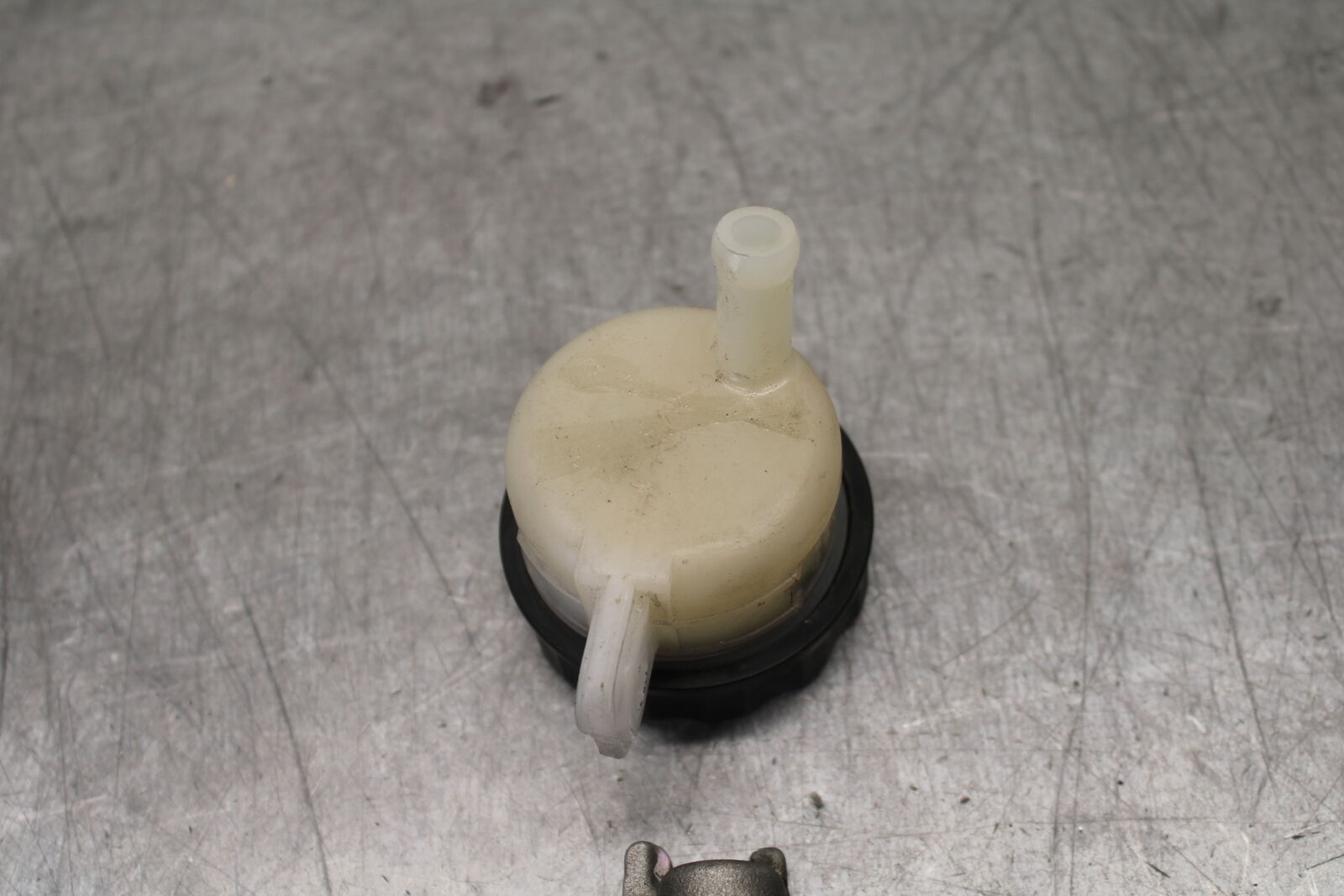 12-17 KAWASAKI ER-6N Z650 REAR BACK BRAKE MASTER CYLINDER W RESERVOIR BB709