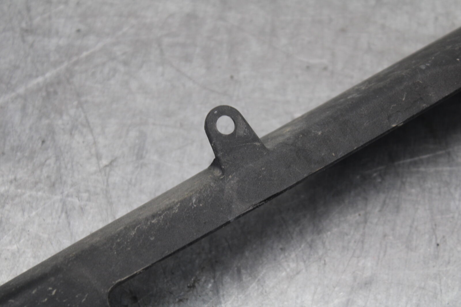 09-12 KAWASAKI NINJA ZX6R REAR BACK DRIVE CHAIN GUARD COVER SHIELD BB698