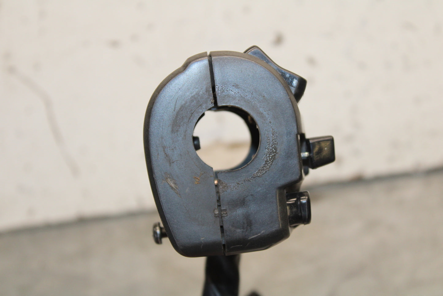 03-04 KAWASAKI NINJA ZX6RR LEFT CLIP ON HANDLE HORN SIGNALS SWITCHES BB684