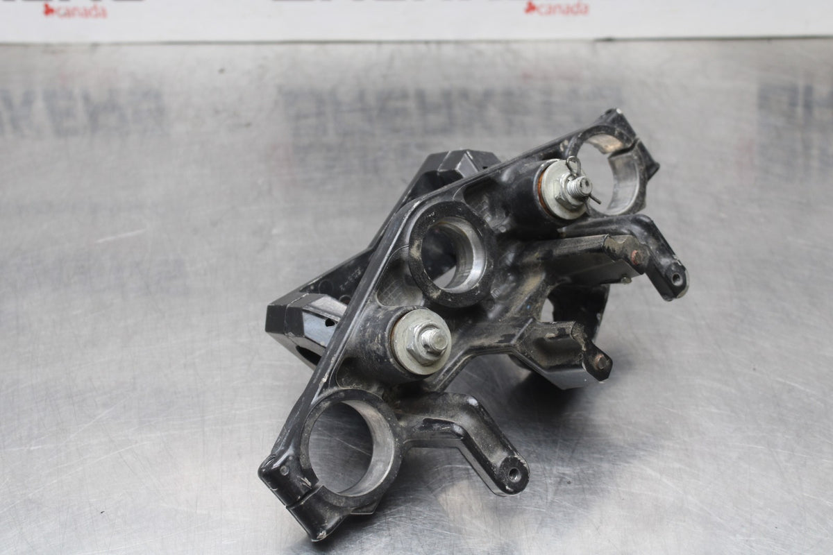 06 KAWASAKI Z750 FORKS UPPER TRIPLE TREE CLAMP BB837