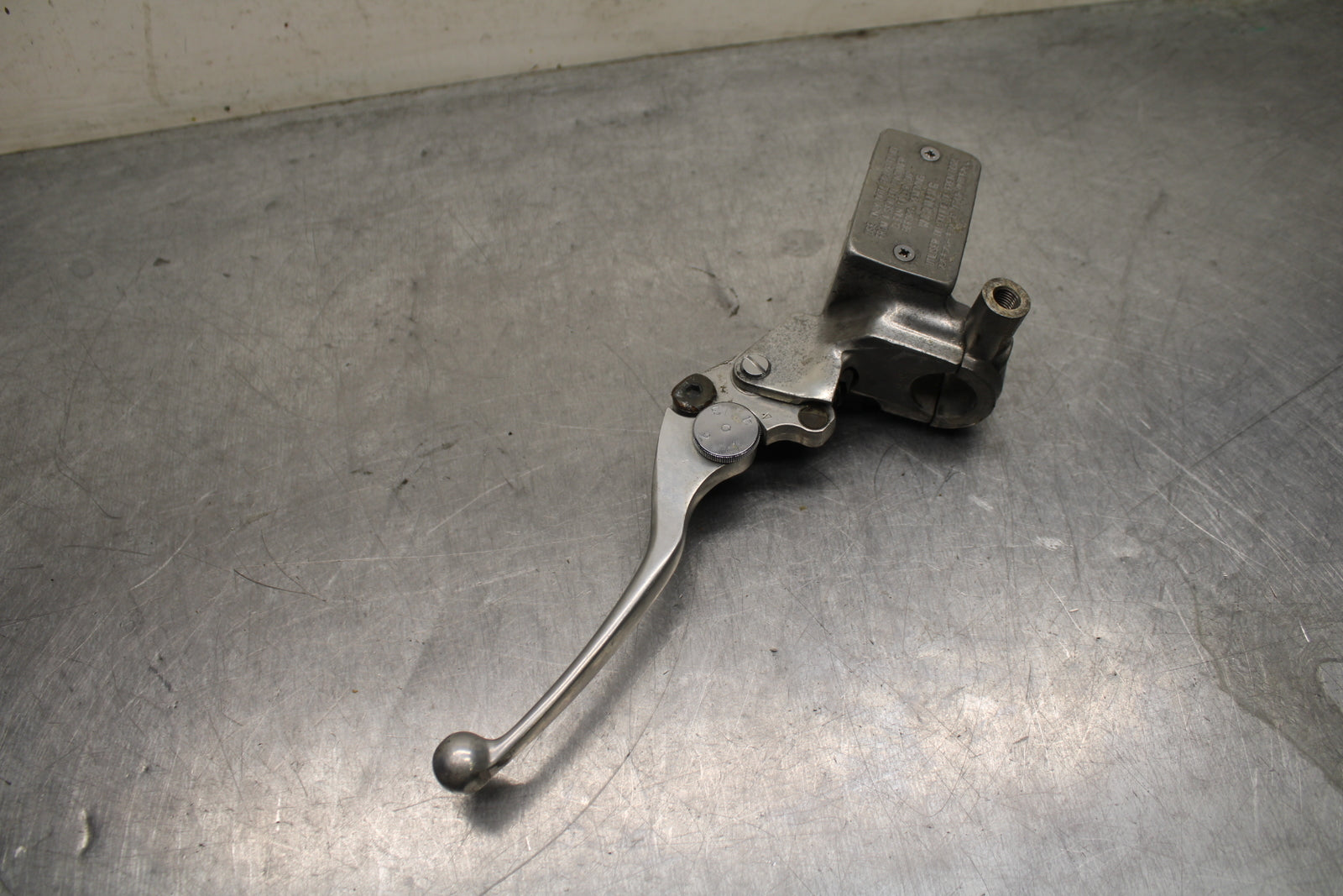 00 SUZUKI INTRUDER 1500 VL1500 CLUTCH MASTER CYLINDER BB761