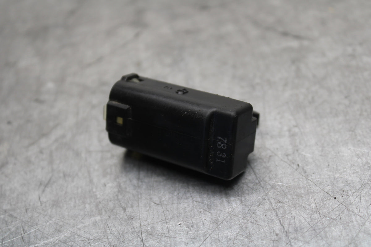 08-09 YAMAHA YZF R6S TIP OVER BANK ANGLE CRASH SENSOR SWITCH   BB690