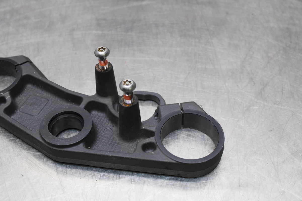06-07 SUZUKI GSXR 600 FORKS UPPER TRIPLE TREE CLAMP BB178