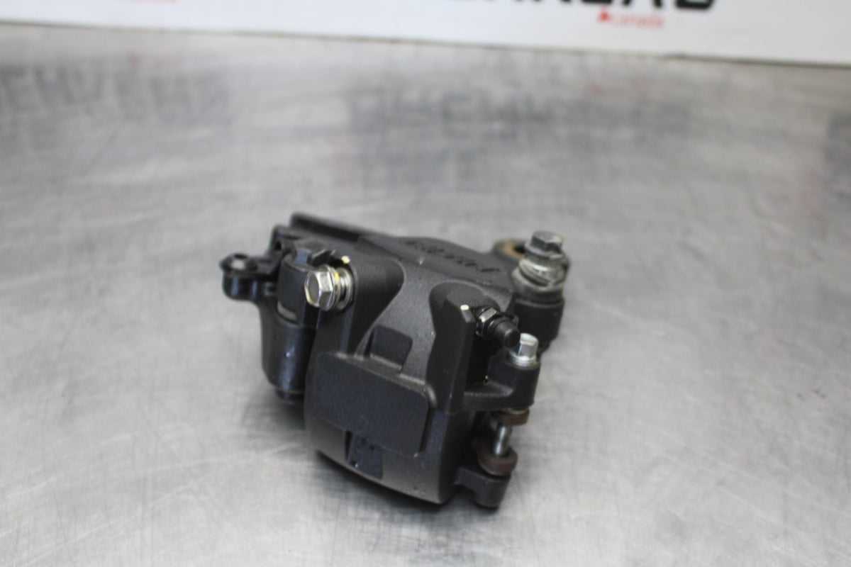 23-26 KAWASAKI NINJA ZX4RR REAR BACK BRAKE CALIPER W MOUNT BRACKET BB872