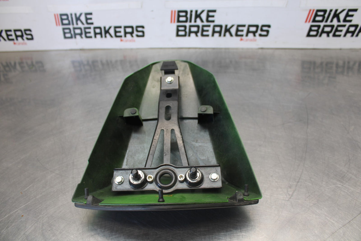 08 KAWASAKI NINJA ZX10R REAR BACK SEAT SOLO COWL FAIRING COVER BB902