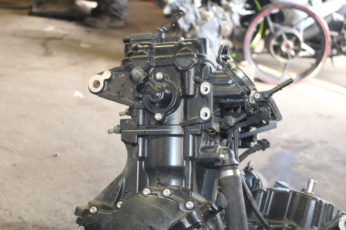 05-08 TRIUMPH SPEED TRIPLE 1050 ENGINE MOTOR BB933