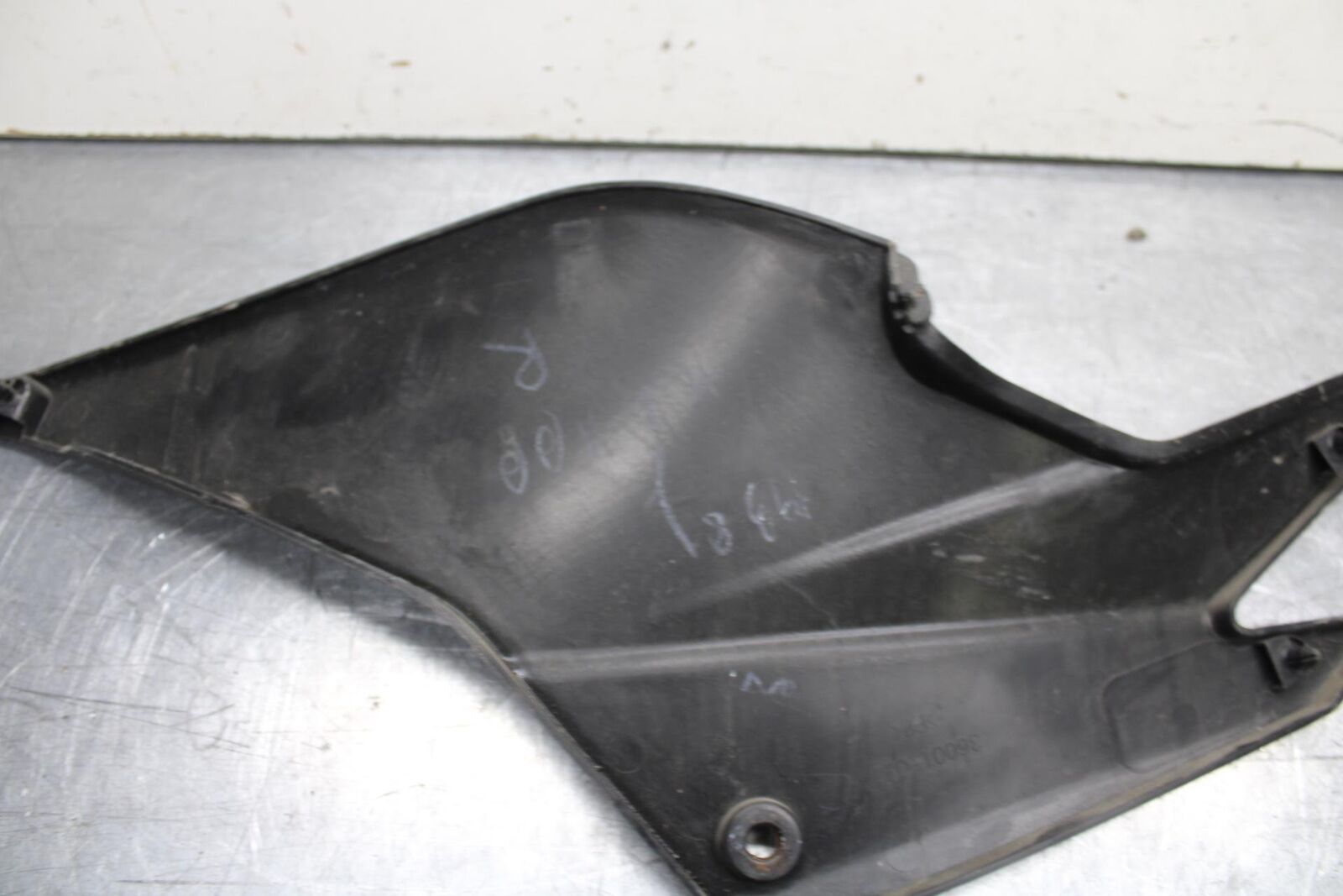 08-12 KAWASAKI NINJA 250R EX250J RIGHT FRONT SIDE SEAT  PANEL TRIM COWL BB612
