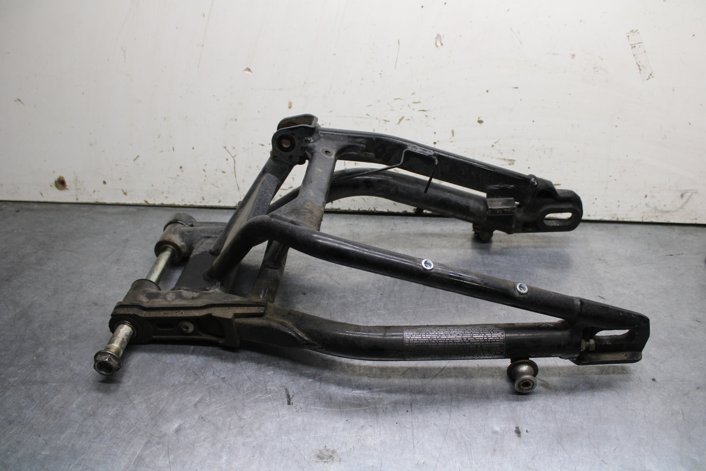 14-15 KAWASAKI NINJA 650 EX650F ABS REAR SWINGARM SUSPENSION SWING ARM BB741