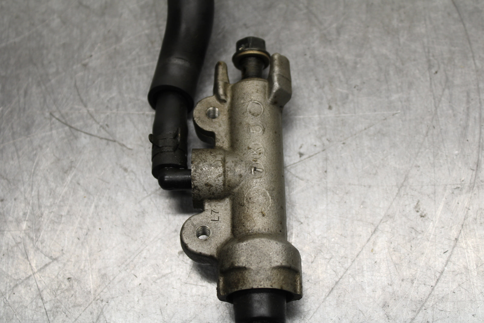95-98 HONDA CBR600F3 REAR BACK BRAKE MASTER CYLINDER W RESERVOIR BB122