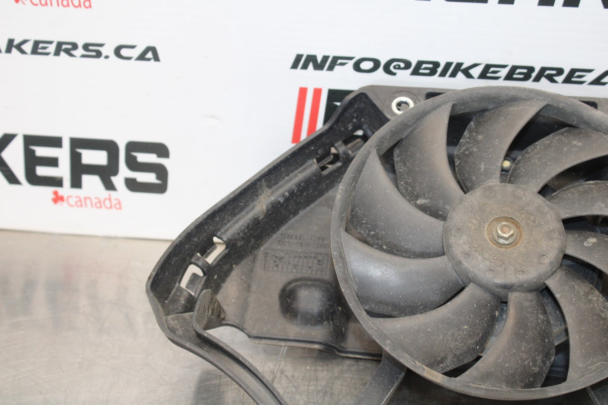 12 HONDA CB1000R ENGINE RADIATOR COOLING FAN BB200