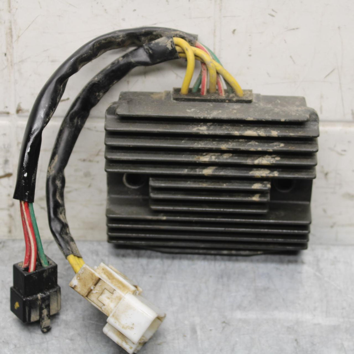 16-17 MOTO GUZZI V7 II RECTIFIER VOLTAGE REGULATOR BB57