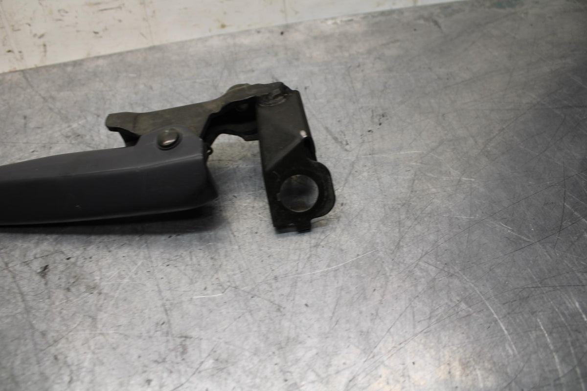 2001 Honda ST1100  GRAB BAR HANDLE  BB77