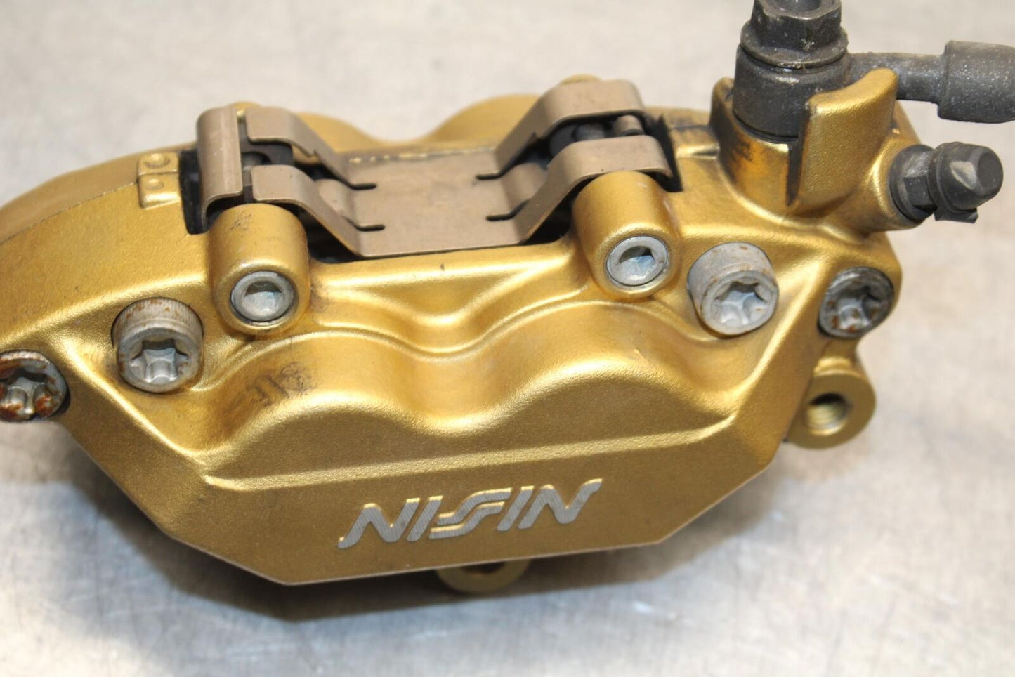03-04 HONDA CBR600RR RIGHT LEFT FRONT BRAKE CALIPER SET PAIR CALIPERS BB628