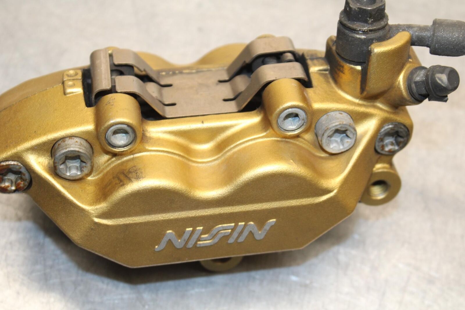 03-04 HONDA CBR600RR RIGHT LEFT FRONT BRAKE CALIPER SET PAIR CALIPERS BB628