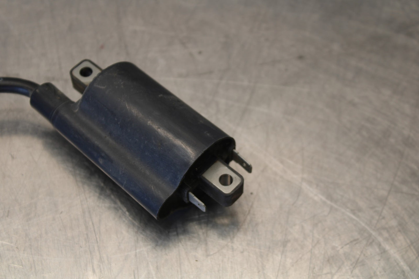 08-18 KAWASAKI KLR650 IGNITION COIL SPARK PLUG CAP  BB183