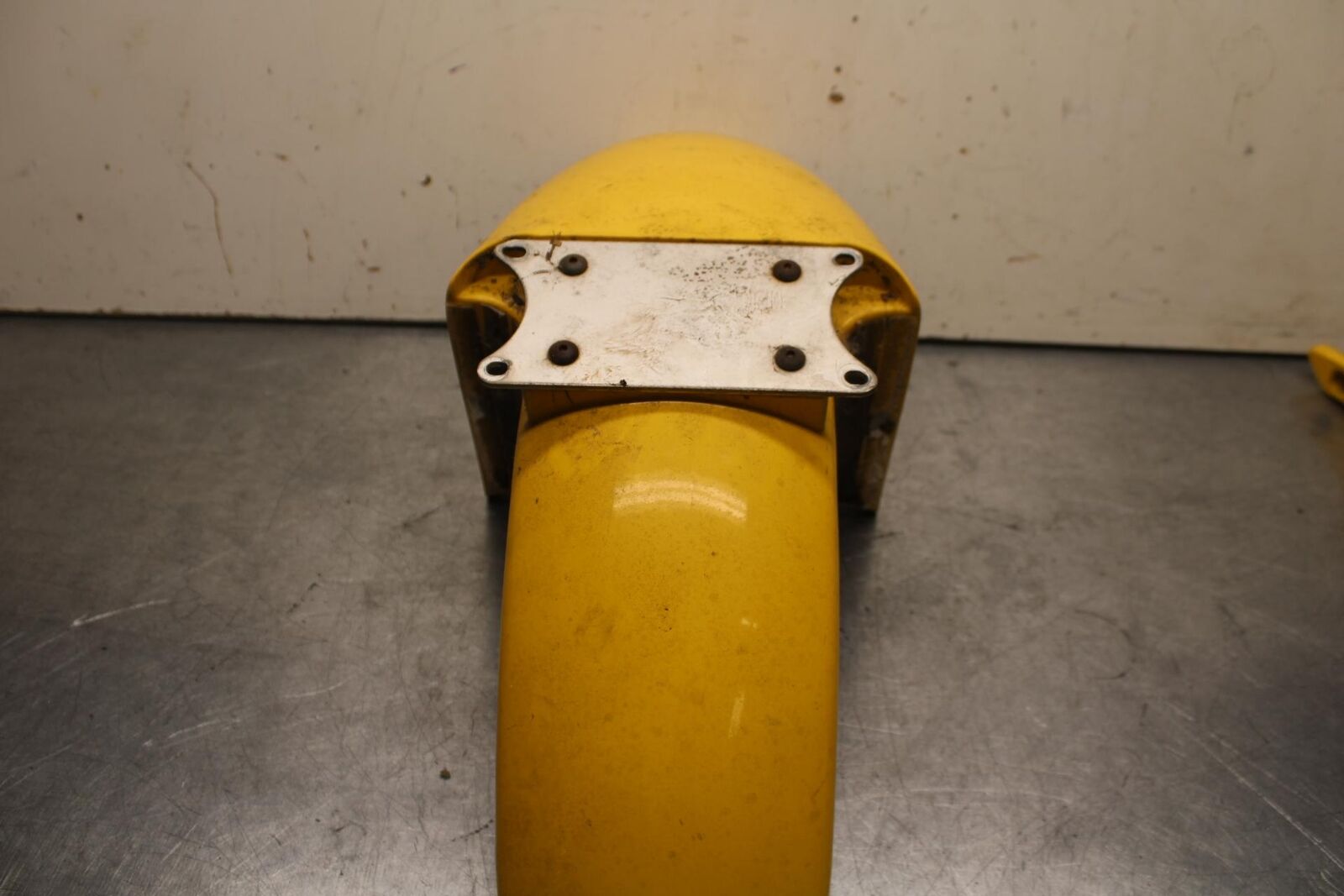 1988 Suzuki Katana 600 GSX600F YELLOW FRONT WHEEL FENDER COWL FAIRING BB94