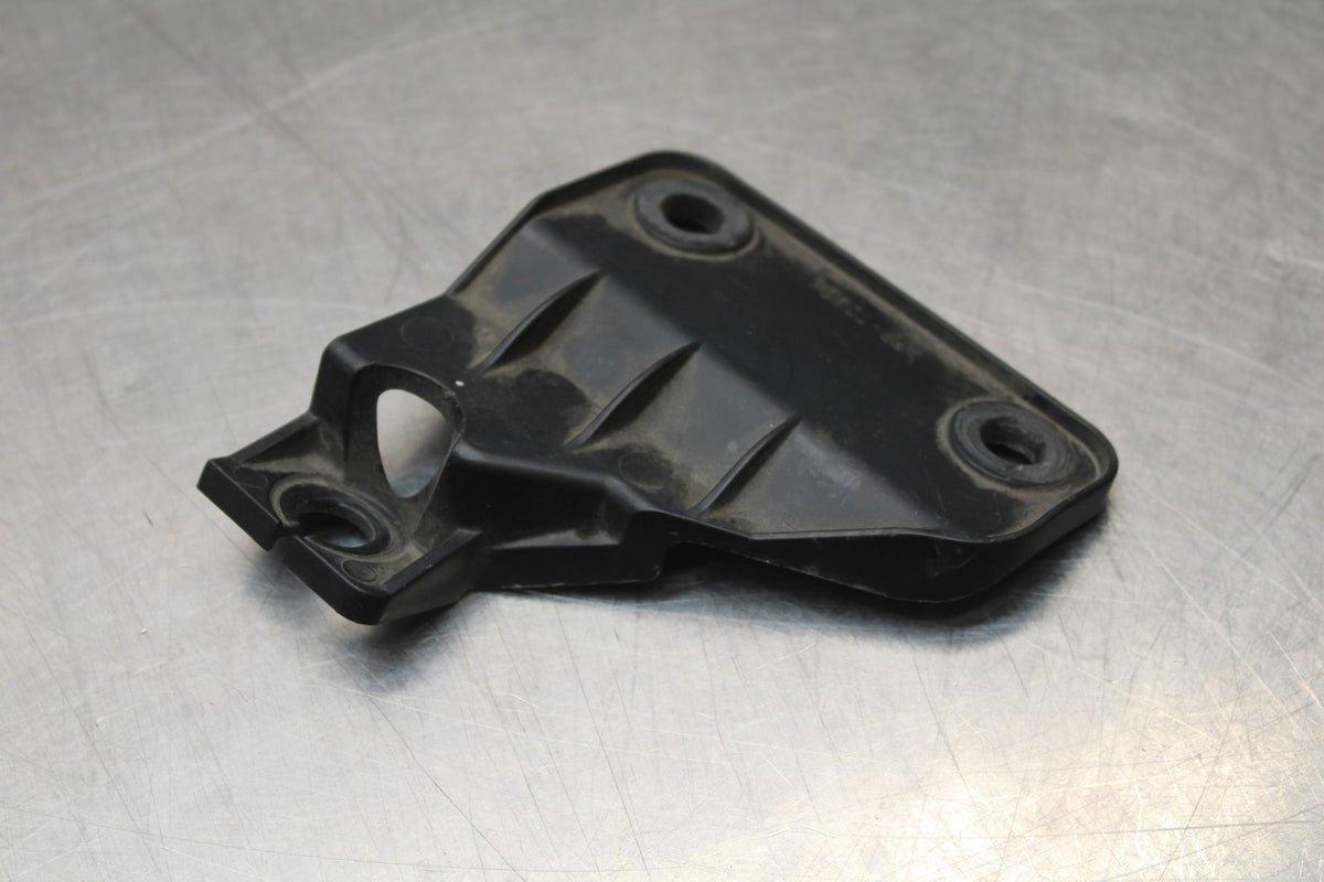 11-24 SUZUKI GSXR750 AIRBOX ECU HOLDER BRACKET BB687-C