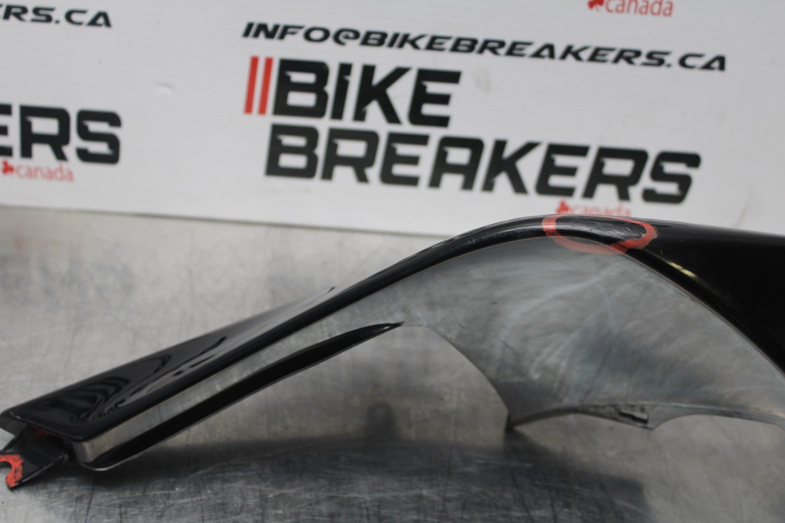 08 KAWASAKI NINJA ZX10R RIGHT REAR BACK TAIL FAIRING COWL SHROUD BB201