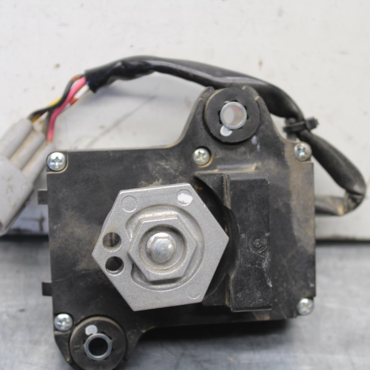 11-23 SUZUKI GSXR 750 EXHAUST VALVE SERVO MOTOR BB630