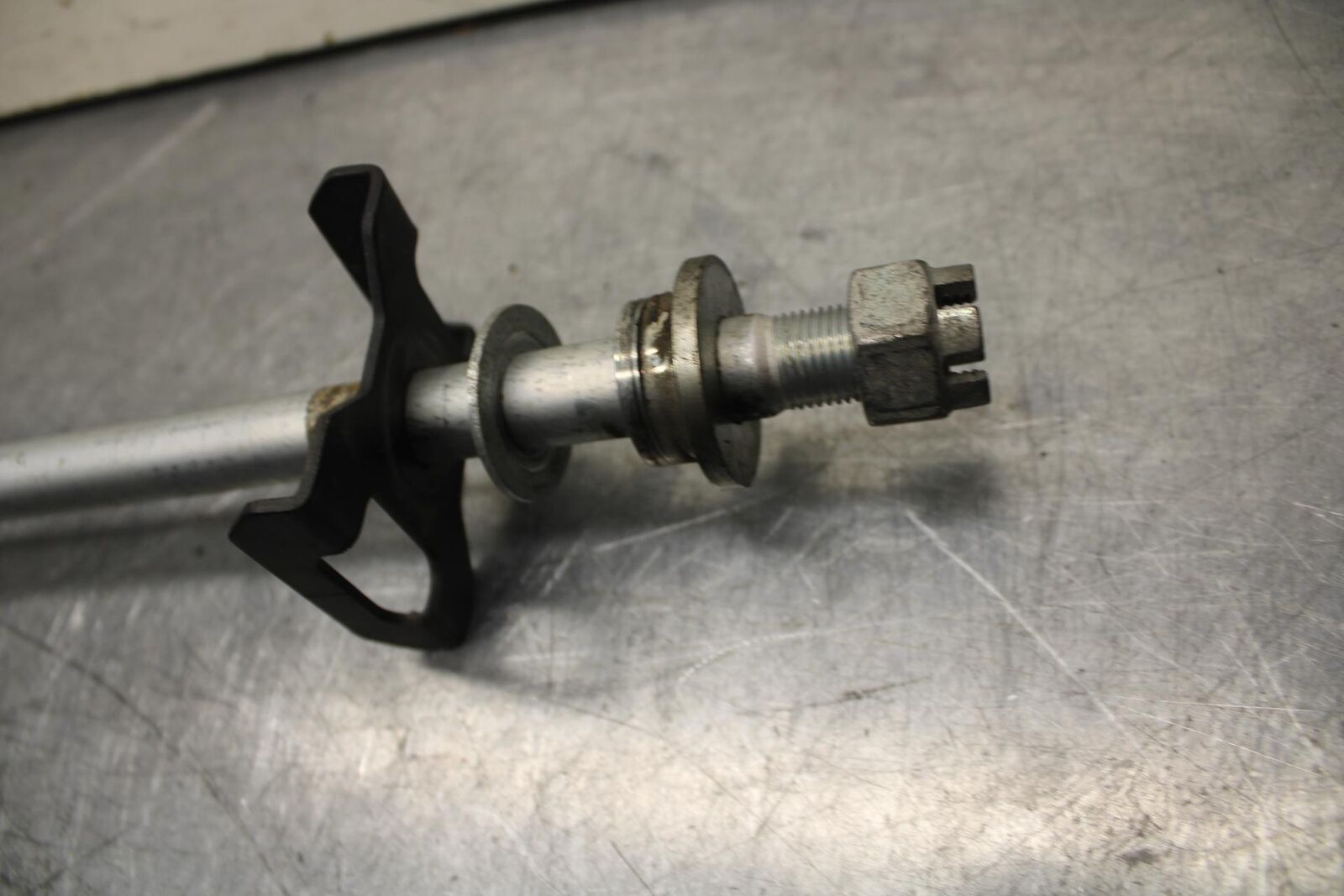 08-12 KAWASAKI NINJA 250R EX250J REAR AXLE BACK WHEEL RIM PIVOT BOLT AXEL BB612