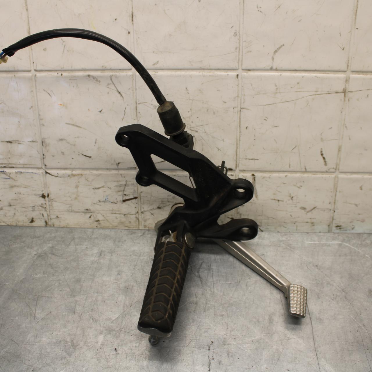 2012 Kawasaki Ninja ZX14R ZX1400E RIGHT REARSET REAR SET DRIVER FOOT PEG REST BB