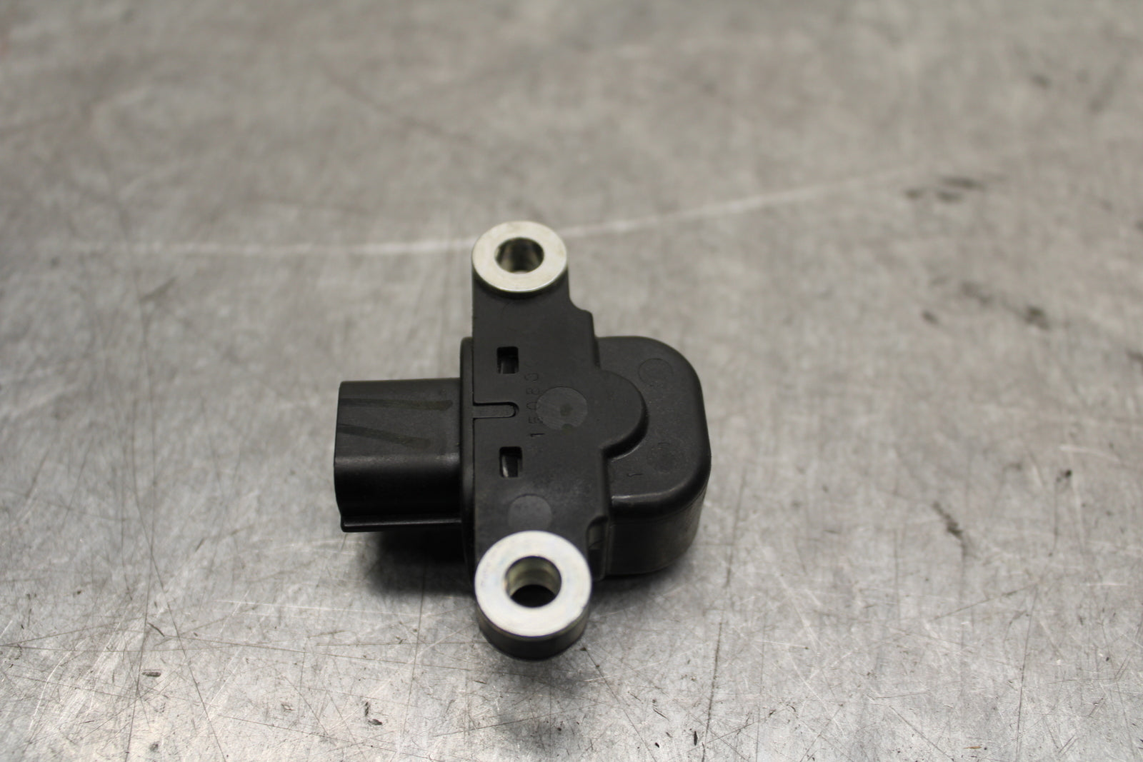 16 KAWASAKI NINJA ZX10R TIP OVER ANGLE CRASH SENSOR SWITCH  21176-0026 BB650