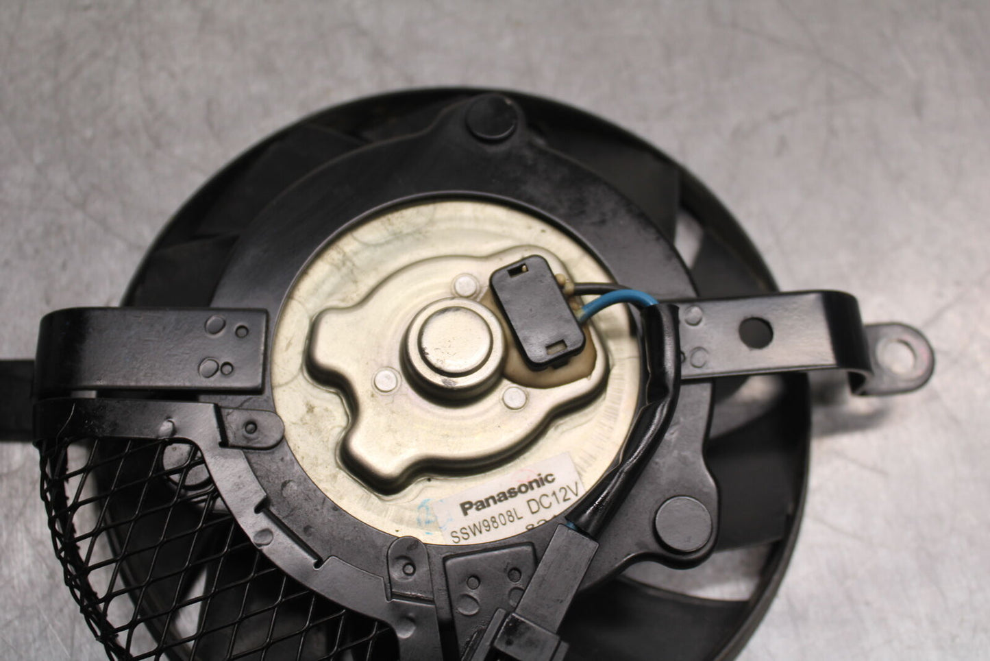 08-10 SUZUKI GSXR750 ENGINE RADIATOR COOLING FAN BB113