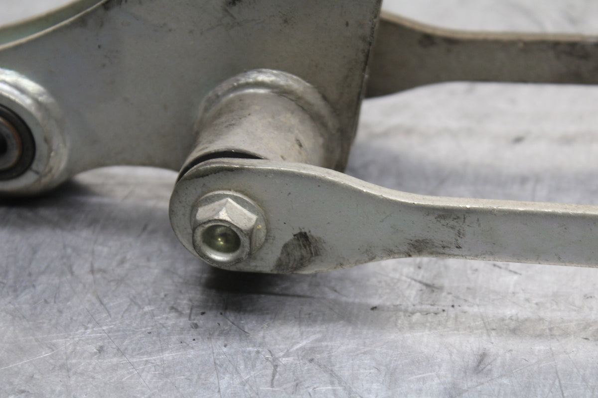 15-16 HONDA CB300F REAR DOGBONE SHOCK LINKAGE LINK BB740