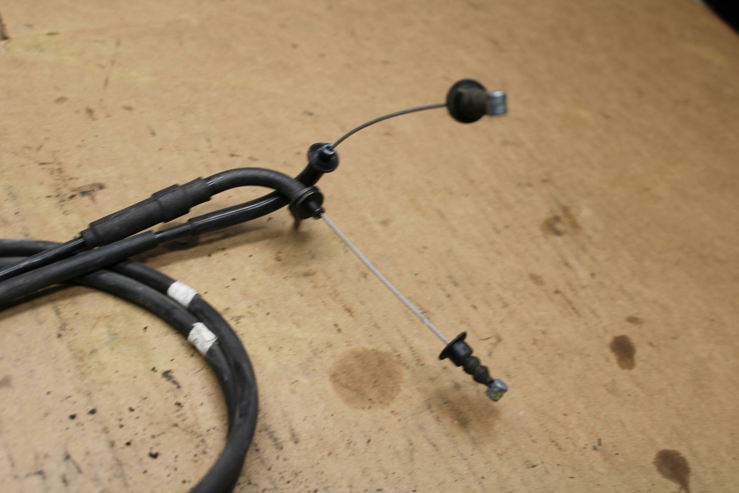 15-17 YAMAHA YZF R3 THROTTLE CABLES LINES BB380