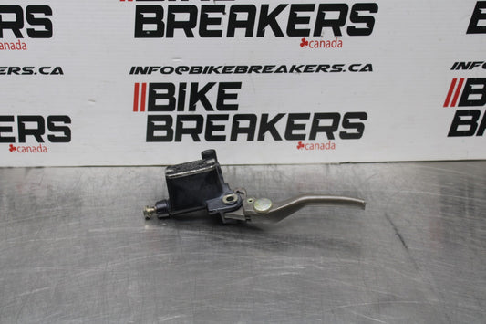 02 DUCATI MONSTER 620 HYDRAULIC CLUTCH MASTER CYLINDER BB851