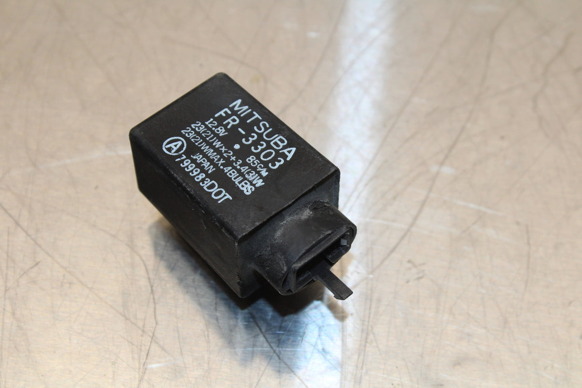 03-05 HONDA SHADOW CLASSIC 750 TURN SIGNAL BLINKER RELAY FLASHER SWITCH BB139