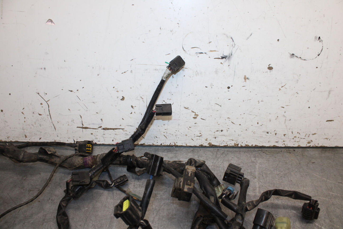 07-08 YAMAHA YZF R1 MAIN ENGINE WIRING HARNESS MOTOR WIRE LOOM BB724